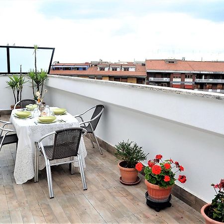 Apartament Attico Luminoso Terrazza Metro A Aria Cond Wifi Rzym Zewnętrze zdjęcie